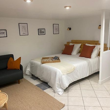 Appart Studio Rdc De Maison Avec Exterieur Proche Reims Tinqueux Dış mekan fotoğraf