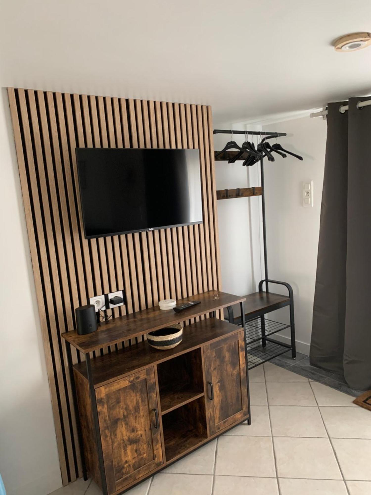 Appart Studio Rdc De Maison Avec Exterieur Proche Reims Tinqueux Dış mekan fotoğraf