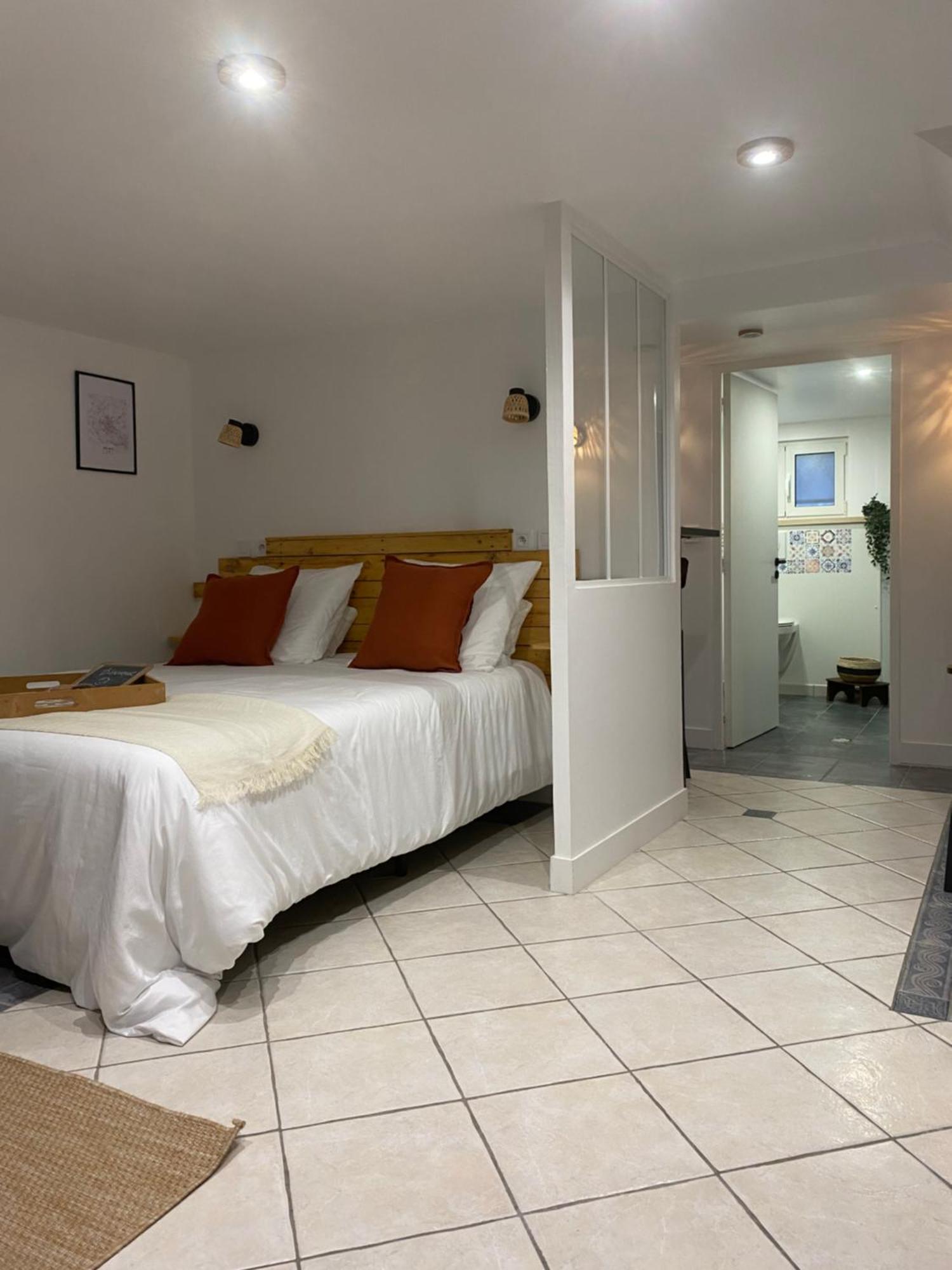 Appart Studio Rdc De Maison Avec Exterieur Proche Reims Tinqueux Dış mekan fotoğraf